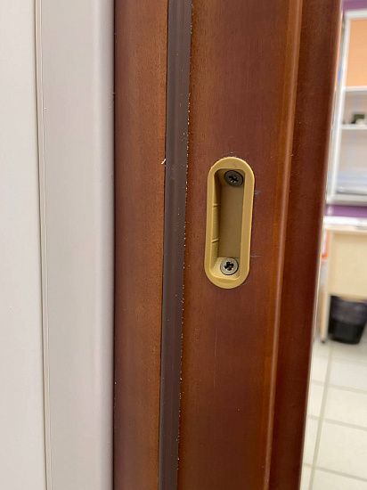 Межкомнатная дверь  