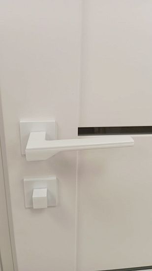 Межкомнатная дверь  