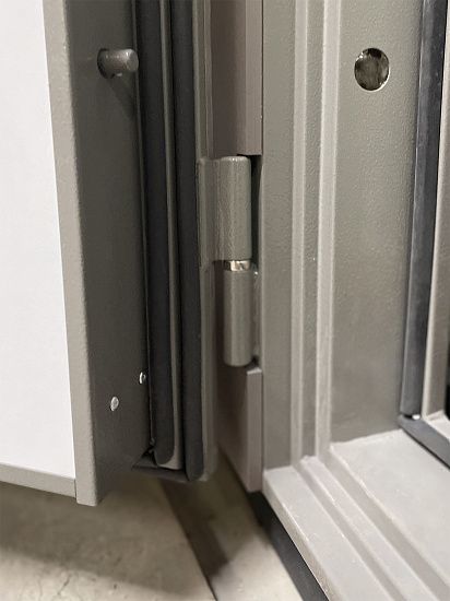 Входная дверь  