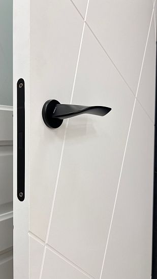 Межкомнатная дверь  